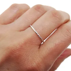 Bague petites lignes argent sterling