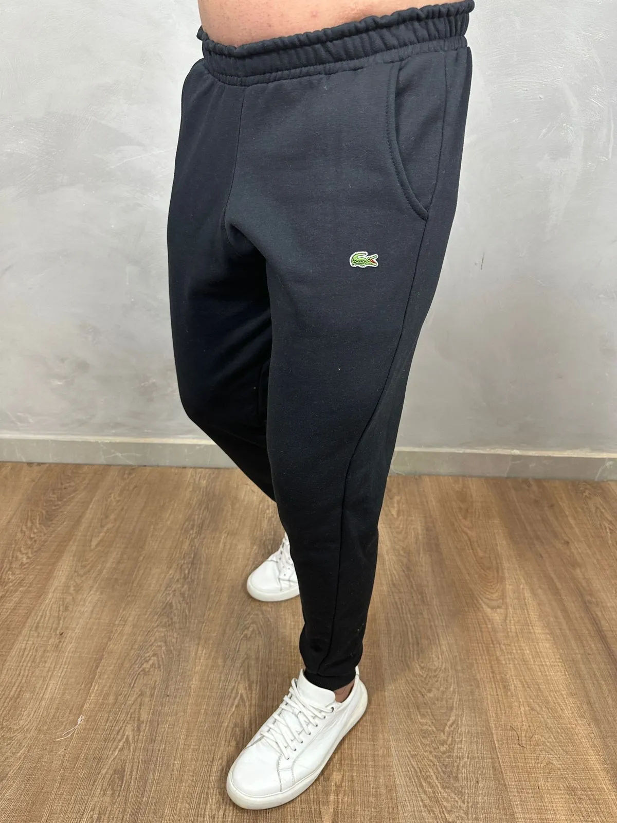 Calça Moletom Lacoste - Preta