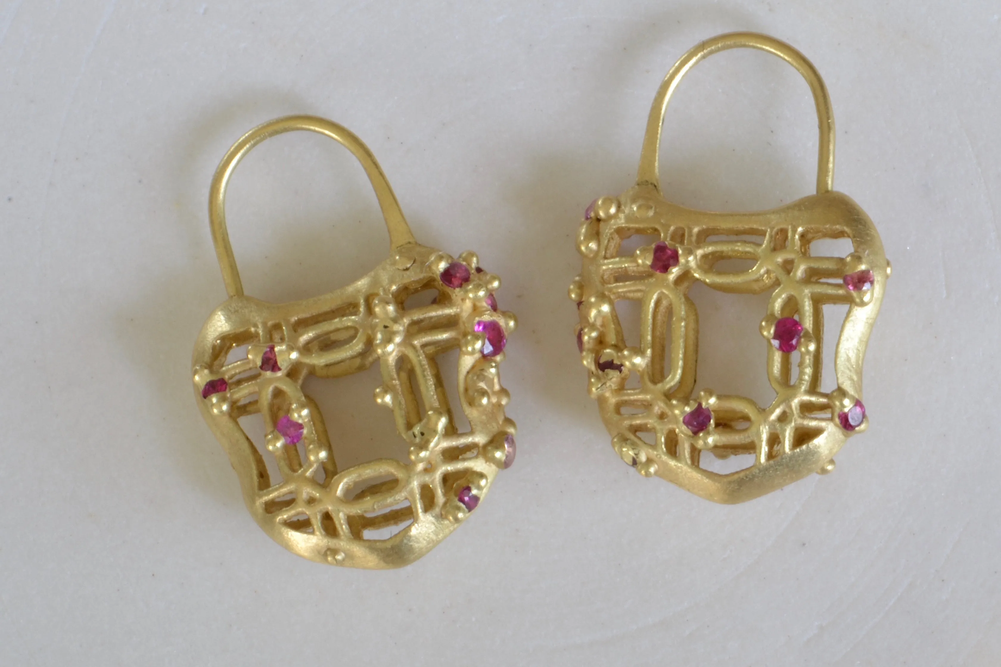 Coeur de Dentelle Padlock Earrings