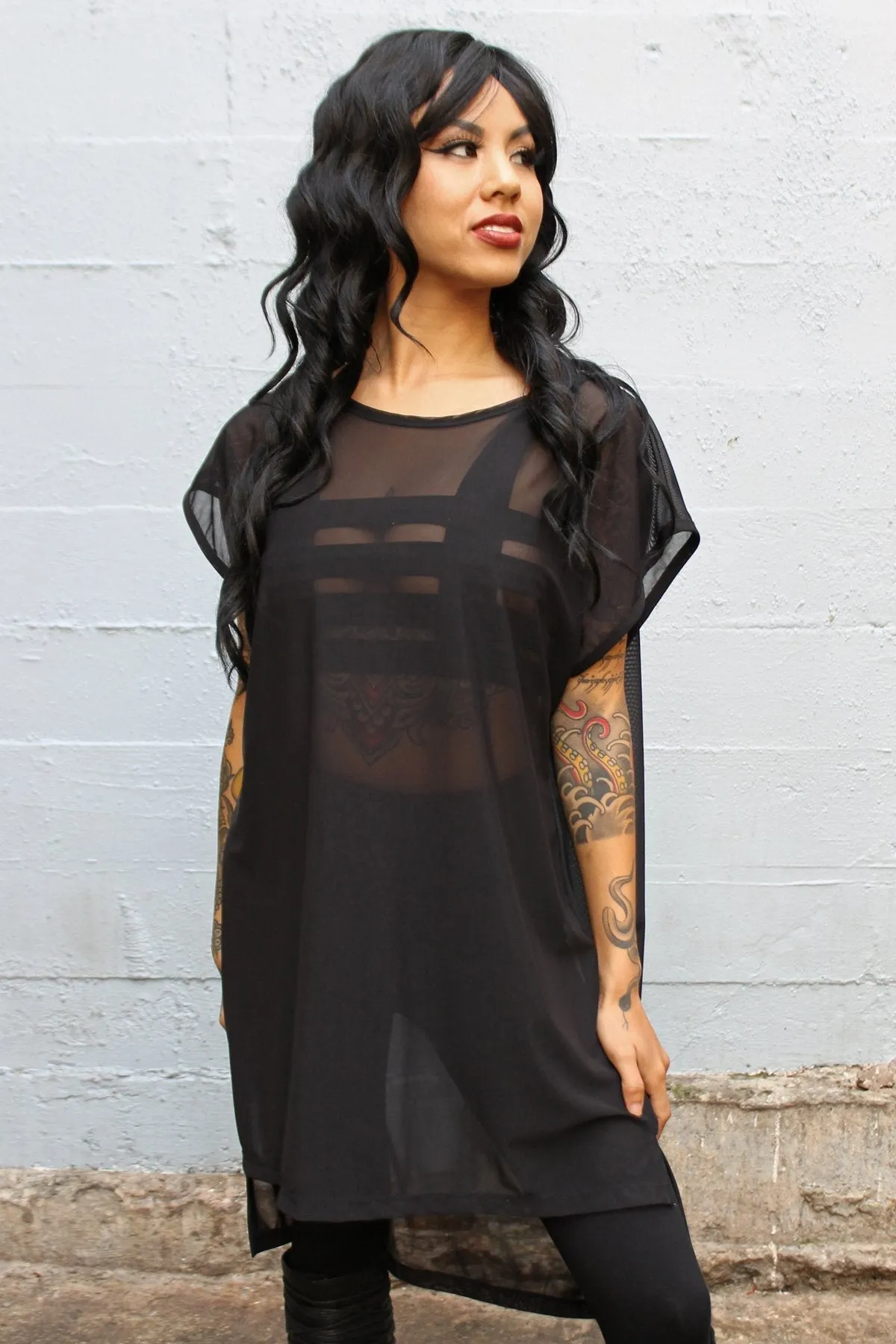 Five and Diamond Oversize Mesh Top